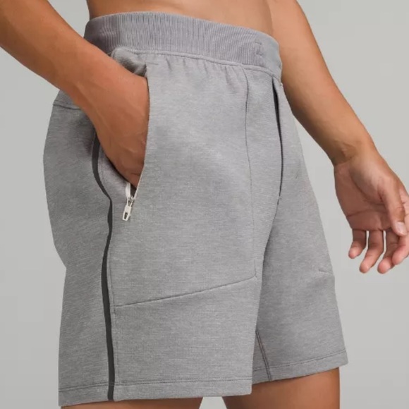 Lululemon Men’s Textured Tech Short. Grey. S - Picture 4 of 8
